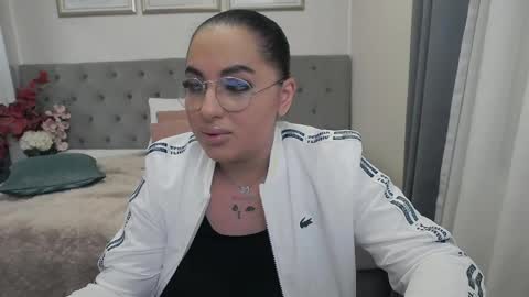         online show from May 10, 2:11 pm