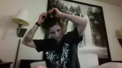 allymoon1369 online show from May 12, 6:43 am