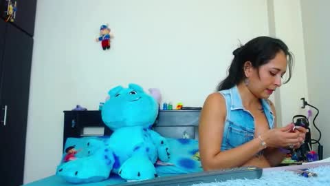 Allyson collins online show from November 7, 8:53 pm