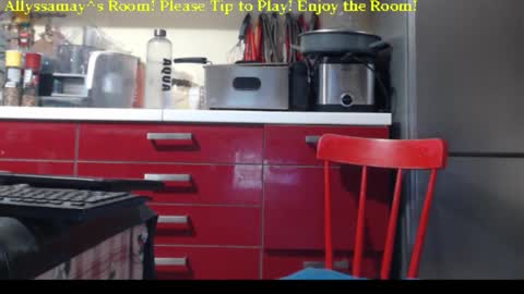 Allyssamay online show from December 3, 3:47 am