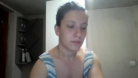 Snapshot of alma_amy chatting on December 7, 9:22 pm Alma online show from December 7, 9:22 pm