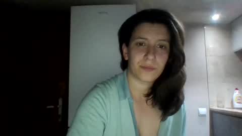 Snapshot of alma_amy chatting on January 27, 9:00 pm Alma online show from January 27, 9:00 pm
