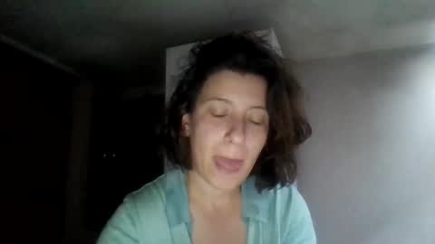 Snapshot of alma_amy chatting on February 8, 9:57 pm Alma online show from February 8, 9:57 pm