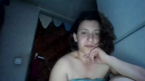 Snapshot of alma_amy chatting on February 14, 8:48 pm Alma online show from February 14, 8:48 pm