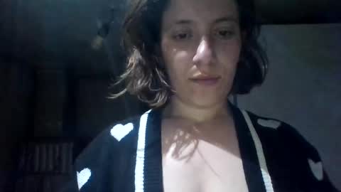Snapshot of alma_amy chatting on March 2, 9:54 pm Alma online show from March 2, 9:54 pm