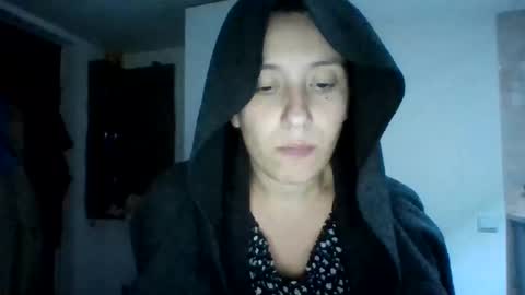 Snapshot of alma_amy chatting on September 18, 8:11 pm Alma online show from September 18, 8:11 pm