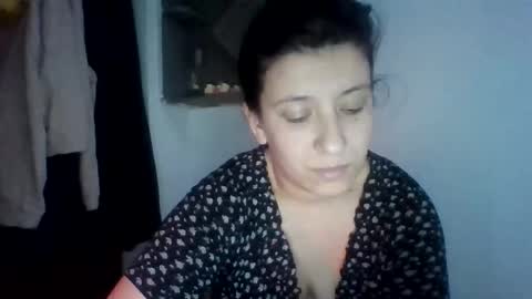 Snapshot of alma_amy chatting on January 17, 9:18 pm Alma online show from January 17, 9:18 pm