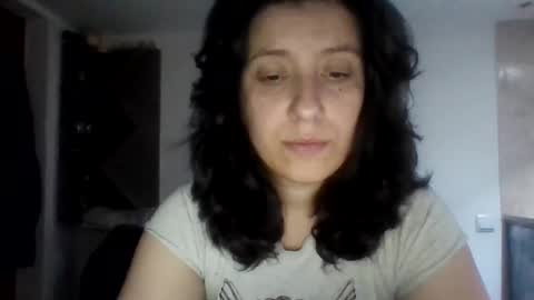 Snapshot of alma_amy chatting on January 31, 8:07 pm Alma online show from January 31, 8:07 pm