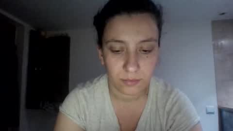 Snapshot of alma_amy chatting on February 1, 8:18 pm Alma online show from February 1, 8:18 pm