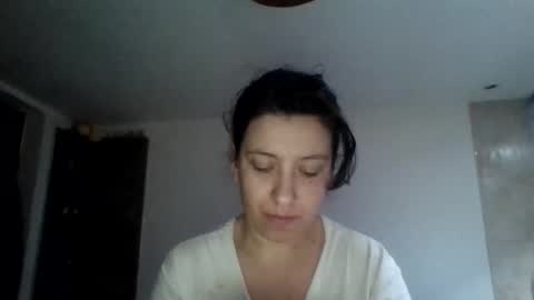 Snapshot of alma_amy chatting on February 7, 12:03 am Alma online show from February 7, 12:03 am