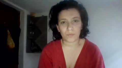 Snapshot of alma_amy chatting on February 21, 8:21 pm Alma online show from February 21, 8:21 pm