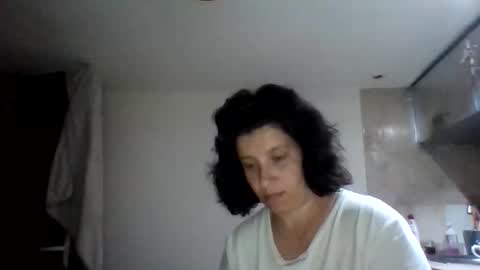 Snapshot of alma_amy chatting on March 21, 9:18 pm Alma online show from March 21, 9:18 pm