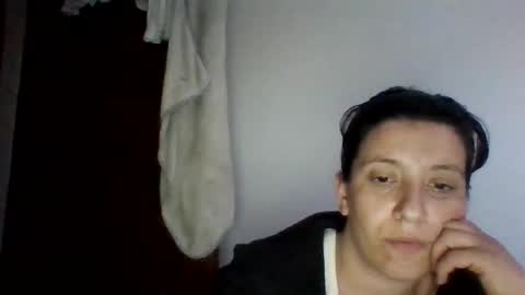 Snapshot of alma_amy chatting on March 24, 8:47 pm Alma online show from March 24, 8:47 pm