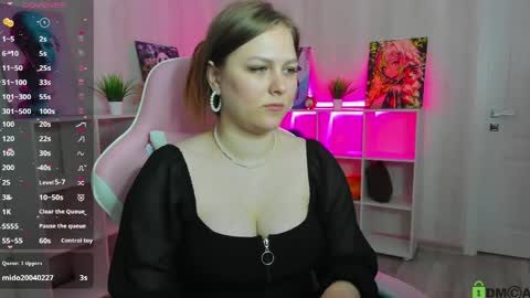 alma_jons online show from May 6, 12:41 am