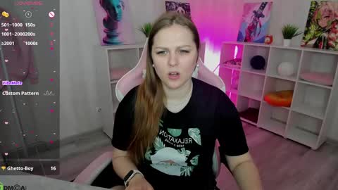 alma_jons online show from May 9, 12:38 am