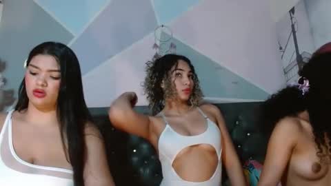 alma_meza online show from October 13, 8:53 pm