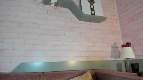 Snapshot of alma_rivers chatting on April 2, 11:30 am alma_rivers online show from April 2, 11:30 am