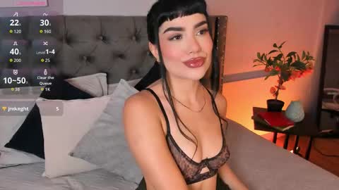 Snapshot of almablaze chatting on March 24, 2:44 pm Mia online show from March 24, 2:44 pm