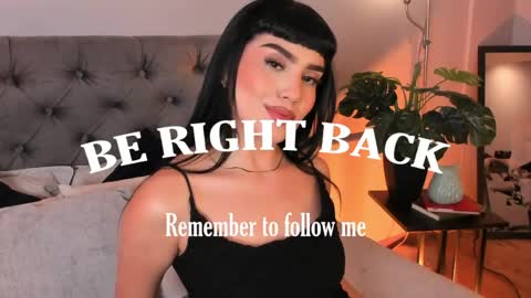 Mia online show from May 13, 1:08 pm