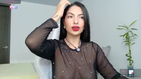 Snapshot of almatease chatting on June 27, 12:22 pm Alma online show from June 27, 12:22 pm