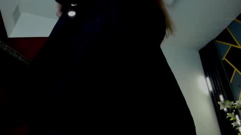 Snapshot of almma_ chatting on January 27, 2:24 pm ALMMA online show from January 27, 2:24 pm