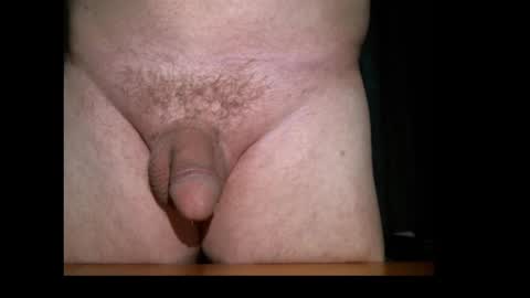 Snapshot of almost__home chatting on February 27, 3:37 pm almost__home online show from February 27, 3:37 pm