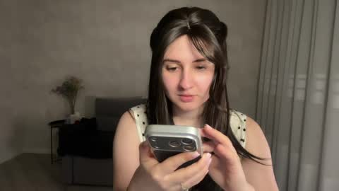 Anna online show from May 10, 8:14 pm