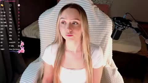 Lia online show from February 18, 3:02 am