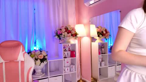 Avrora online show from September 18, 6:04 am