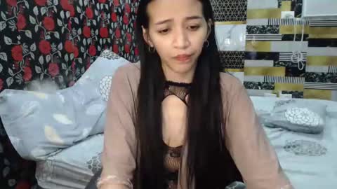 Alondra  online show from January 14, 6:24 am