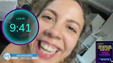 Snapshot of alondra_on_fire chatting on April 5, 11:29 am Alondra Suarez online show from April 5, 11:29 am