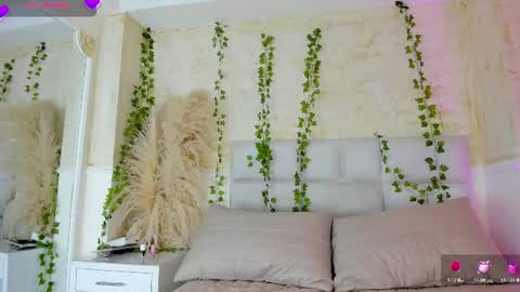 ALONDRA CUTE online show from June 26, 5:01 am
