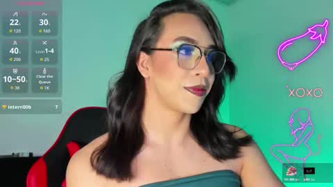 Snapshot of alonehazel chatting on September 21, 11:28 pm Hazel Bowie online show from September 21, 11:28 pm
