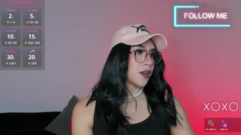 Hazel Bowie online show from January 17, 1:43 am