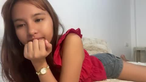alora online show from May 16, 7:27 am