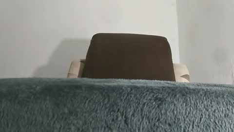 alotofcream4u online show from May 17, 2:31 am