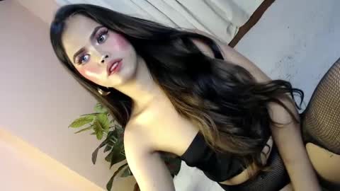 LEXY online show from December 10, 11:00 am