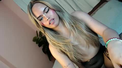LEXY online show from January 10, 7:43 pm