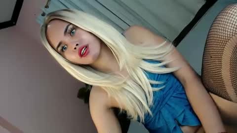 LEXY online show from January 15, 8:48 pm