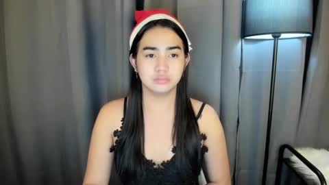 alovelydollnica online show from December 25, 10:48 pm