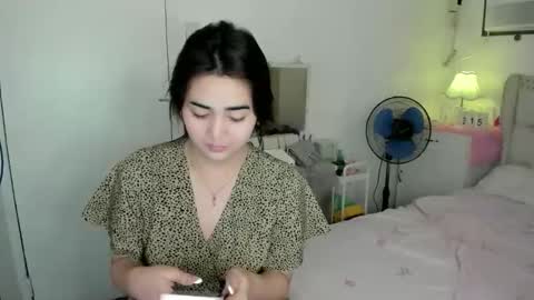 Snapshot of alovelydollnica chatting on March 15, 1:55 am alovelydollnica online show from March 15, 1:55 am