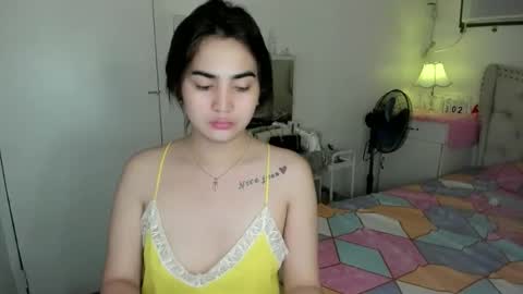 alovelydollnica online show from May 2, 12:59 am