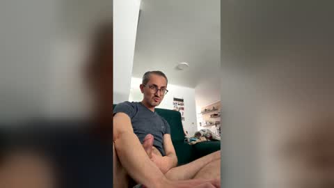 Snapshot of alpacinoishere chatting on March 30, 12:06 pm alpacinoishere online show from March 30, 12:06 pm