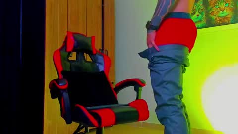 alpha_dominus_ online show from September 24, 4:27 am