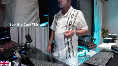 alpha_uk_boss online show from April 1, 1:41 pm