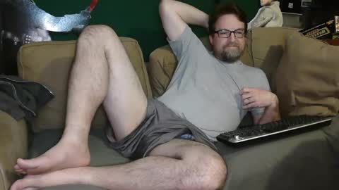 Snapshot of alphaacid1 chatting on January 17, 5:00 am Alpha or Al online show from January 17, 5:00 am