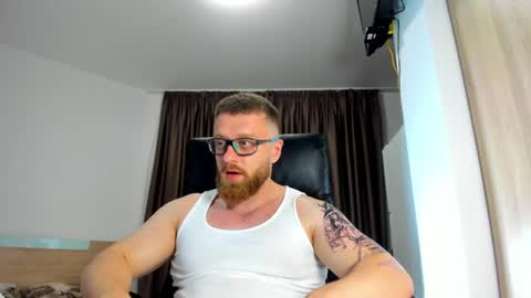 Alphaalexxx Lets reach Me 100 thumbs up online show from June 10, 5:12 pm
