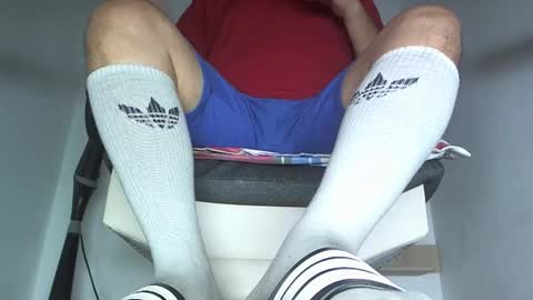 Snapshot of alphacashmaster777 chatting on September 21, 9:44 am cashmaster findom online show from September 21, 9:44 am