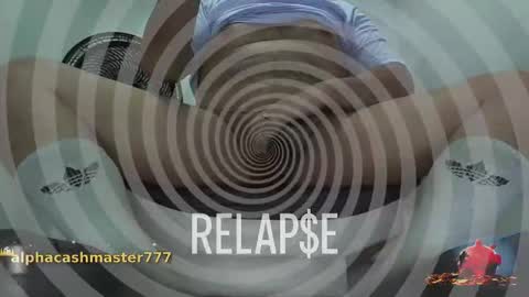 Snapshot of alphacashmaster777 chatting on October 3, 12:18 am cashmaster findom online show from October 3, 12:18 am