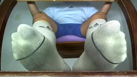 Snapshot of alphacashmaster777 chatting on October 19, 7:53 am cashmaster findom online show from October 19, 7:53 am